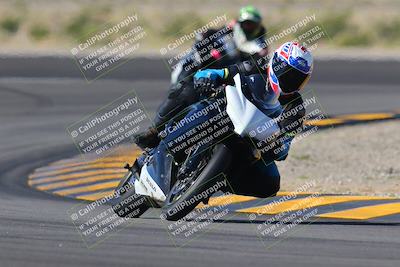 media/Nov-06-2022-SoCal Trackdays (Sun) [[208d2ccc26]]/Turn 11 (10am)/